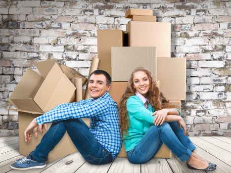 Professional furniture pick-up team handling access challenges in Putney