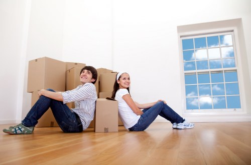 Local movers handling apartment access in Putney