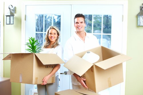 Reliable Putney man and van company assisting with everyday relocation